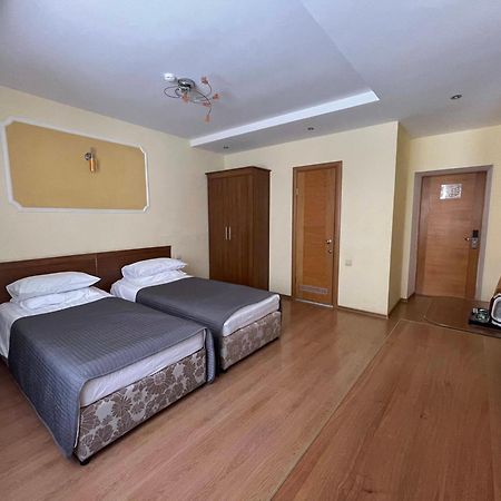 Hotel Gloria Standard Hồ Borovoye Phòng bức ảnh
