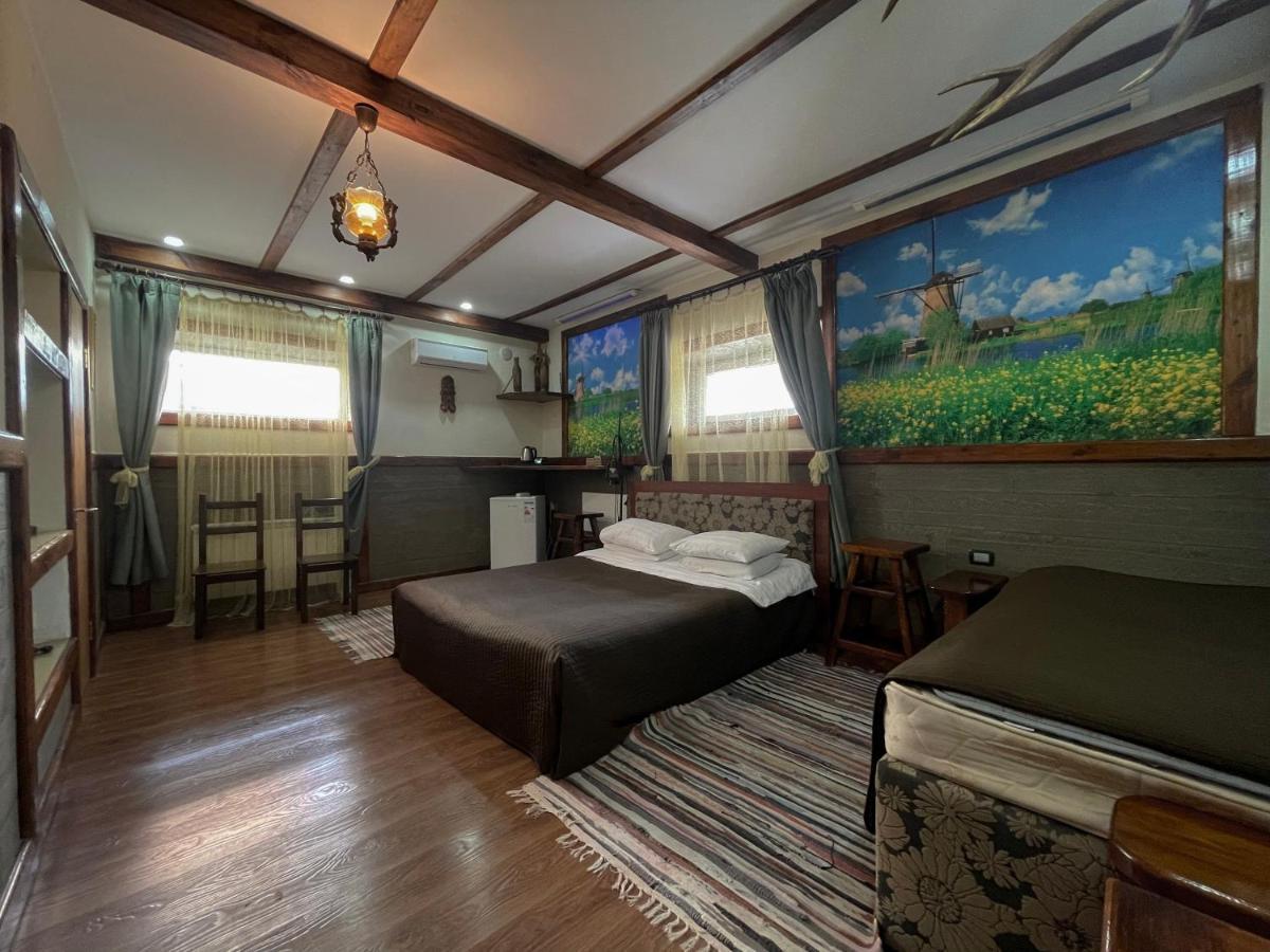 Hotel Gloria Standard Hồ Borovoye Ngoại thất bức ảnh